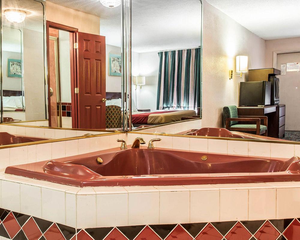Econo Lodge Decatur Kültér fotó