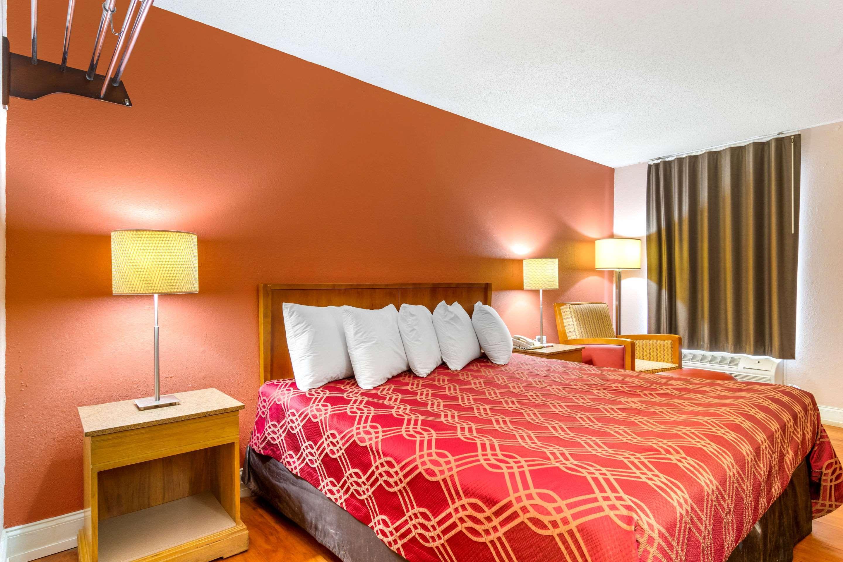 Econo Lodge Decatur Kültér fotó